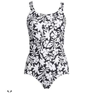 Lands' End  Scoop Neck One-Piece
Swimsuit Size XXL NWT